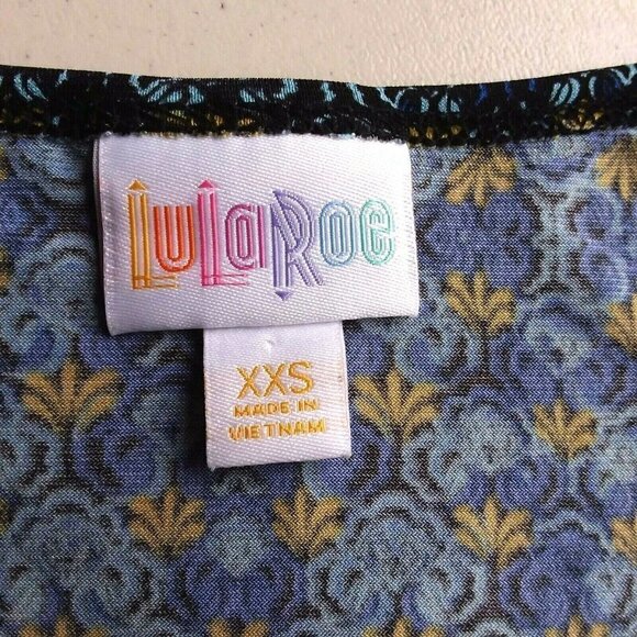 LuLaRoe Women's  Irma Floral Damask Print Top - Picture 6 of 6